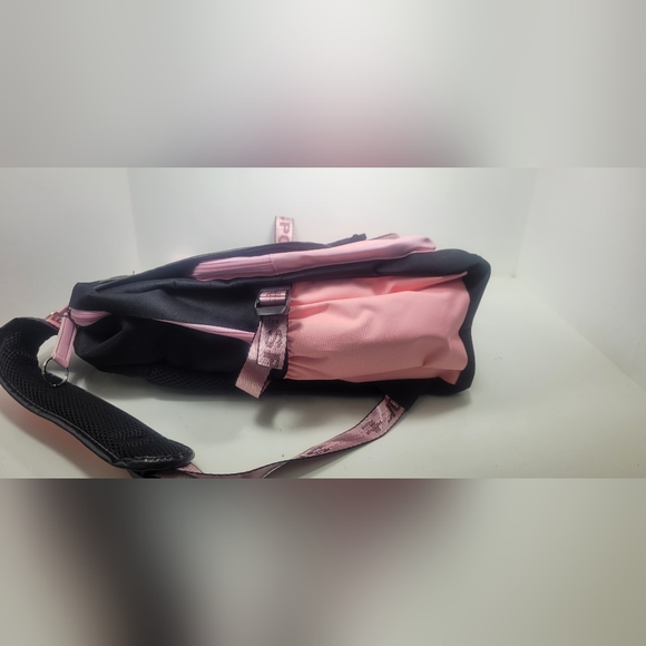 Kumori Cute Black and Pink Backpack with Keychain and charger main image 4